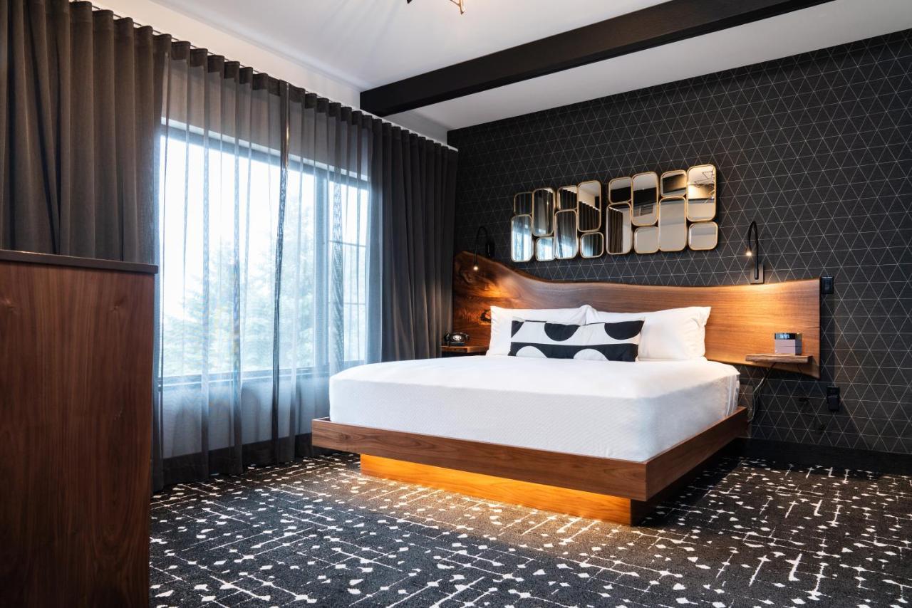 The Earl In Charlevoix Hotell Exteriör bild
